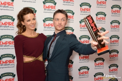 Clique para ver imagem em tamanho real
==============
018~8.jpg 018~8.jpg