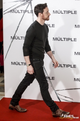 Clique para ver imagem em tamanho real
==============
035HQ~0.jpg 035HQ~0.jpg