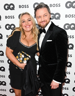 Clique para ver imagem em tamanho real
==============
HQ
HQ